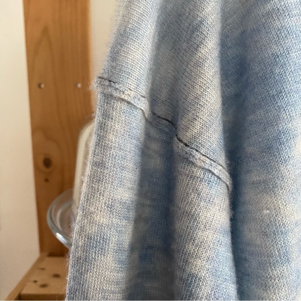 Paychi Guh Light Blue Multi Printed Cashmere Crewneck Sweater Medium - Picture 10 of 16